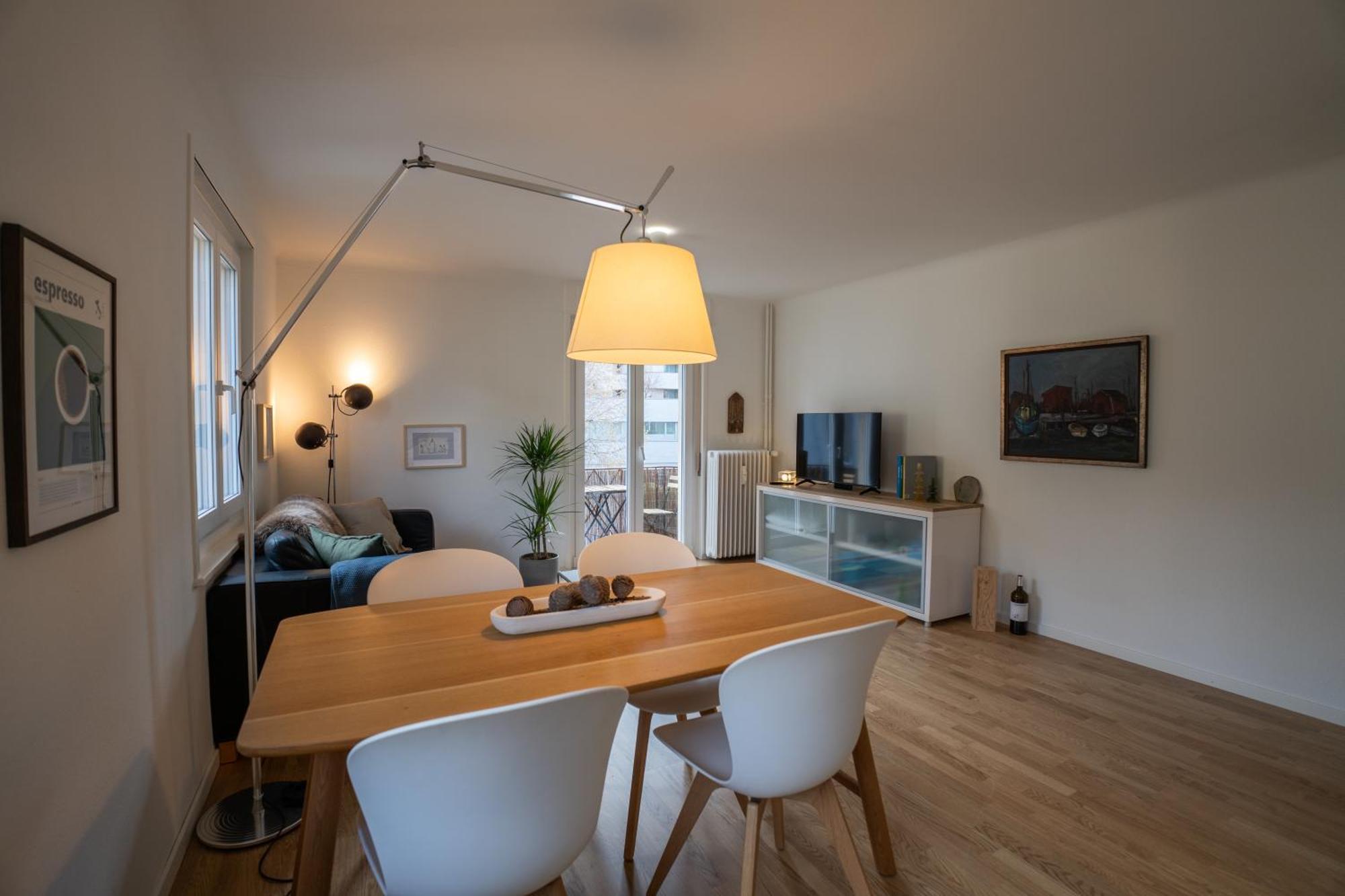 Jungstay Apartments- Near *