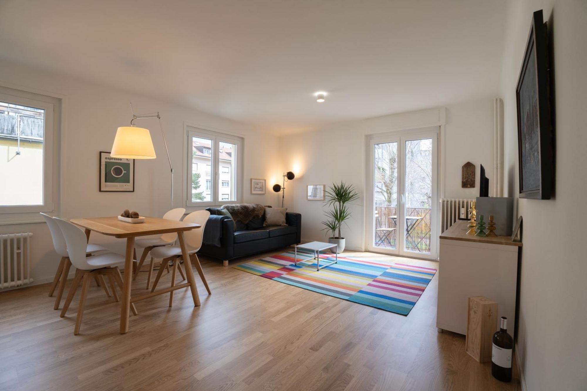 Jungstay Apartments- Near