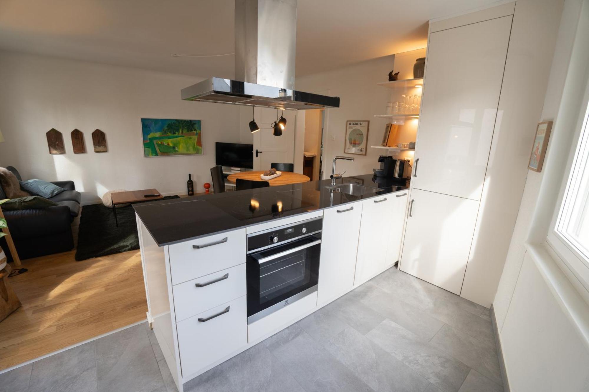 Jungstay Apartments- Near * Bazel
