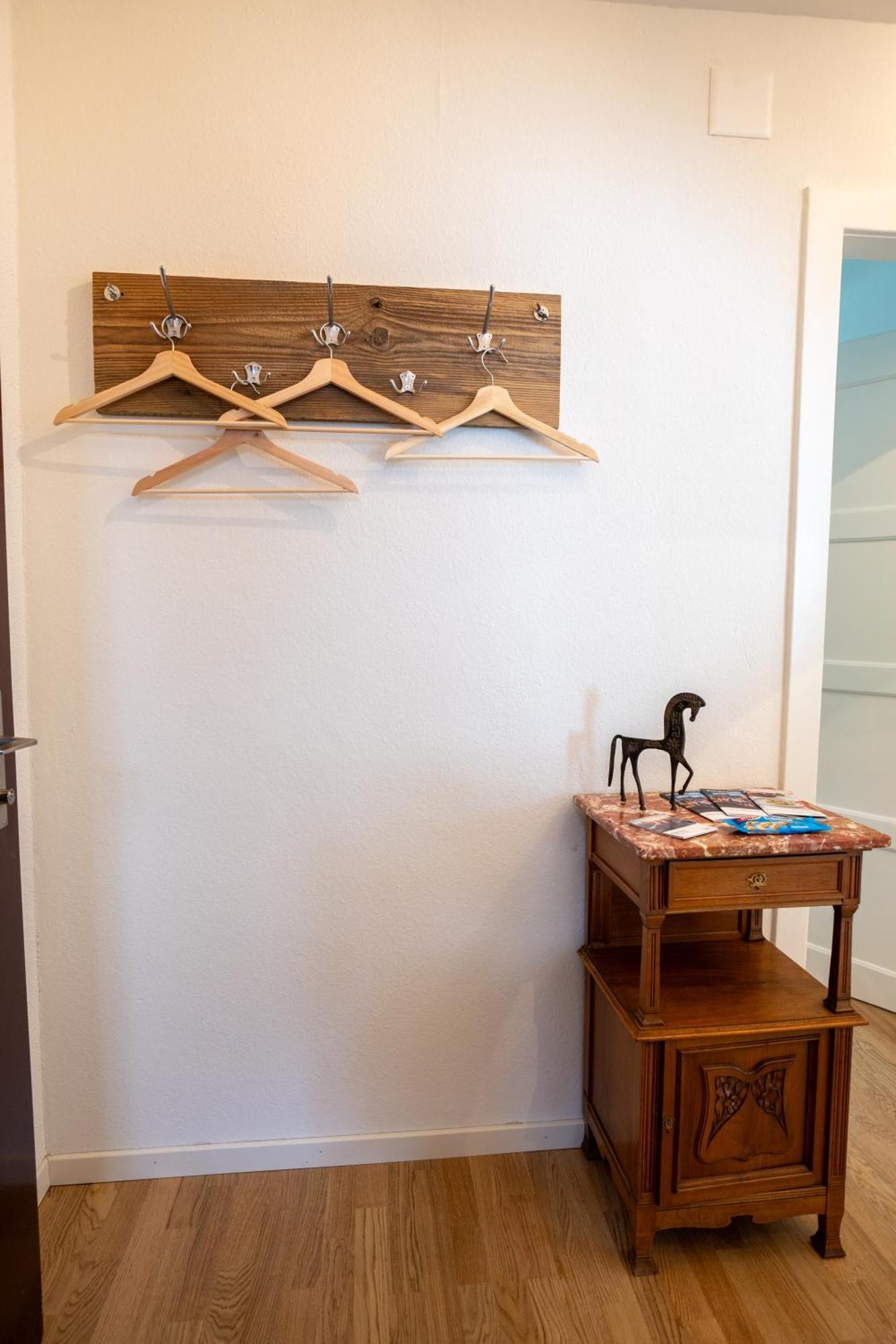 Jungstay Apartments- Near Apartment *